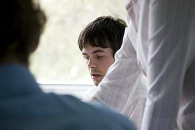 《生化危机4：重制版》Steam好评如潮 同时在线接近17万